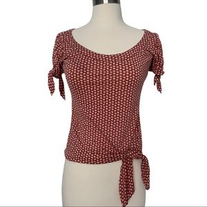 Diane Von furstenberg short sleeve top sz S strawberry print